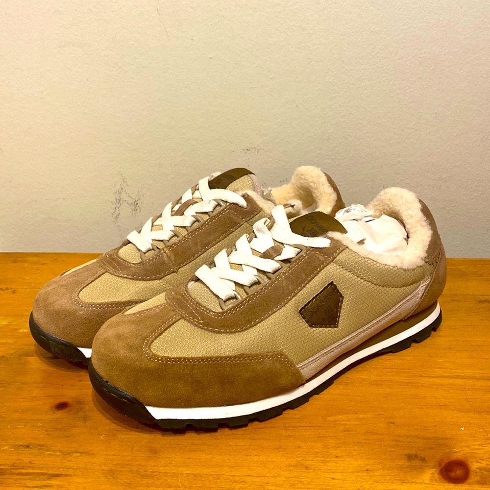 Men's Hickory / Oat / Oatmeal BearPaw Mogul Low top, lace up sneakers sz 10